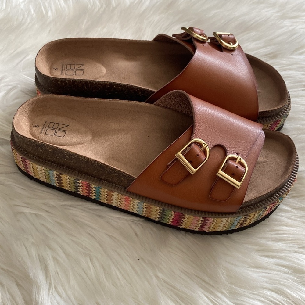 NWOT Nobo Women's Tan Sandals with Buckle Detail - Picture 8 of 8
